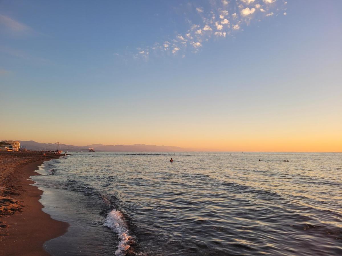 Beachfront Apartments ,,Kapro-One,, 우레키 외부 사진