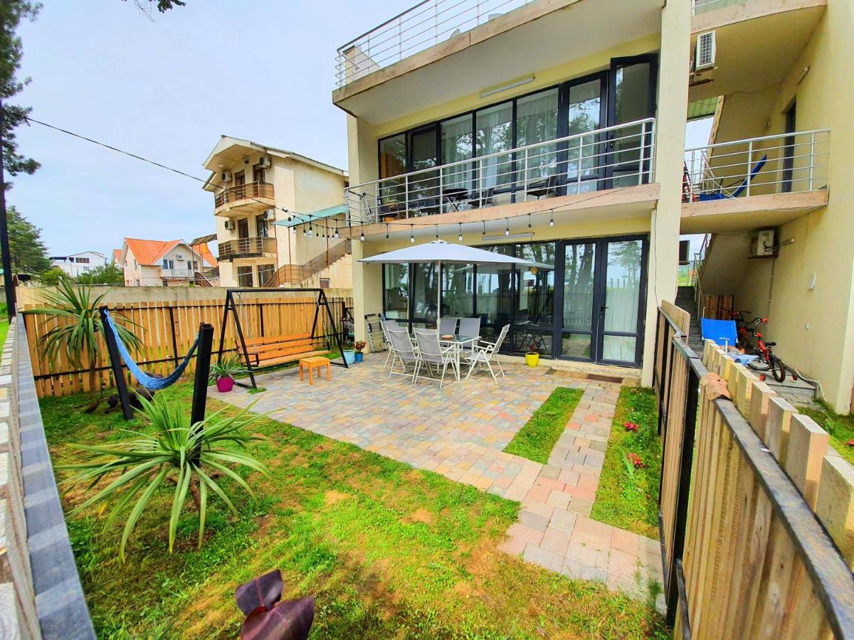 Beachfront Apartments ,,Kapro-One,, 우레키 외부 사진